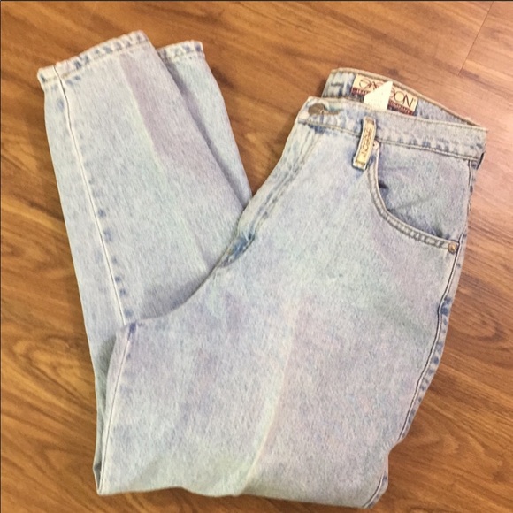 ‼️SOLD‼️ Vintage High Rise Tapered Mom Jeans - Picture 5 of 5